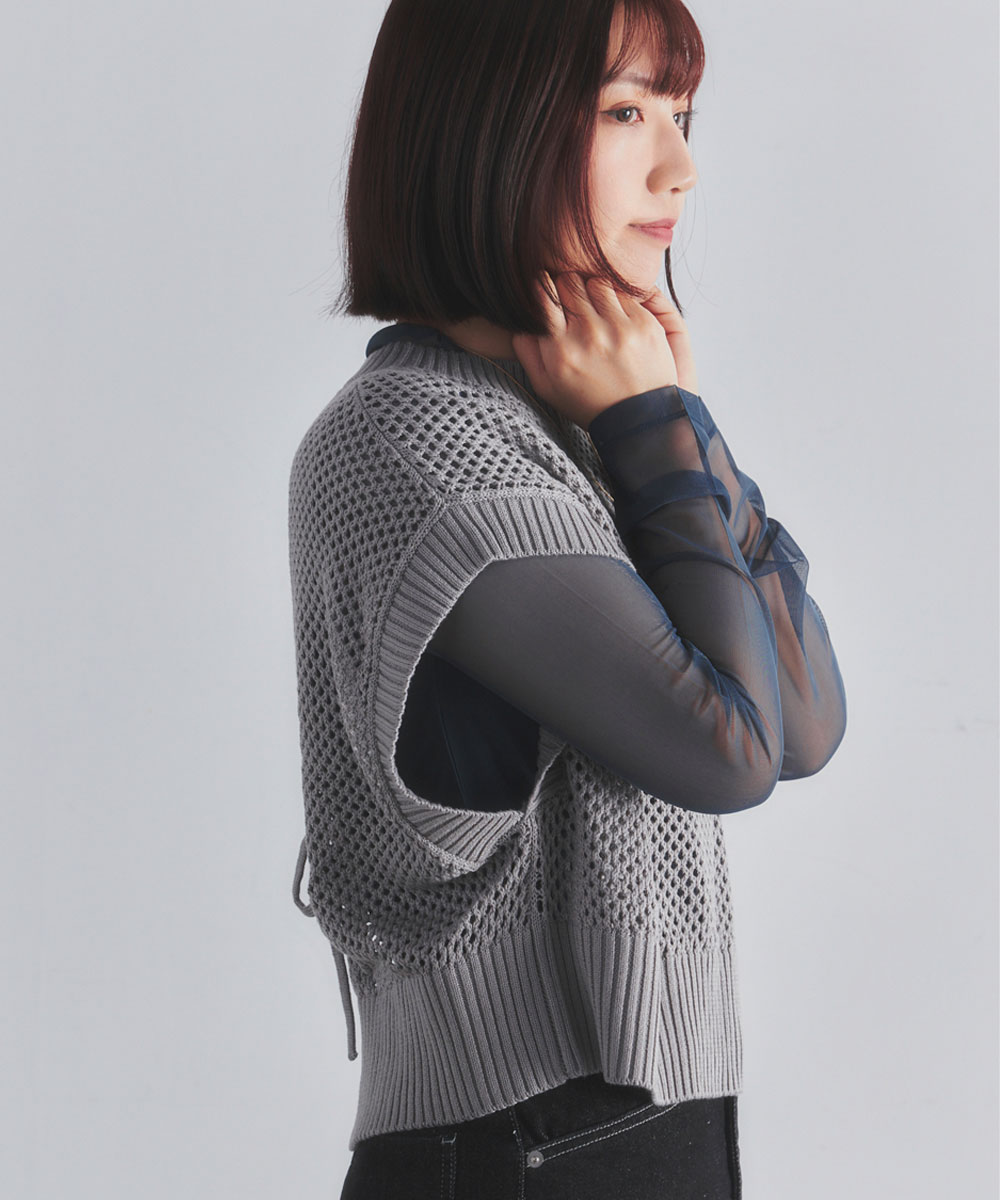 SENSE OF PLACE 台灣官方網站- 簍空針織背心Hollow Knitted Vest SENSE OF PLACE 台灣官方網站- 簍空針織背心Hollow Knitted Vest