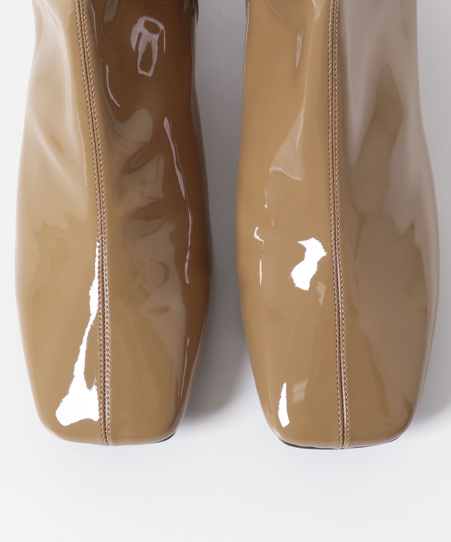 SENSE OF PLACE 台灣官方網站- 方頭漆皮踝靴Square Toe Patent Boots SENSE OF PLACE 台灣官方網站- 方頭漆皮踝靴Square Toe Patent Boots