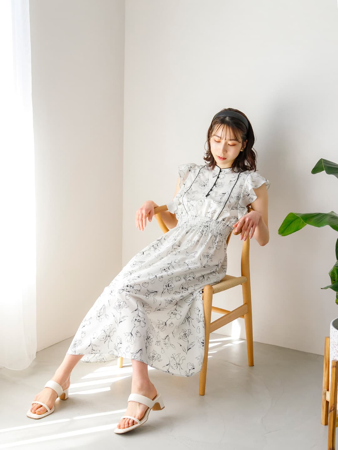 LOOK 01