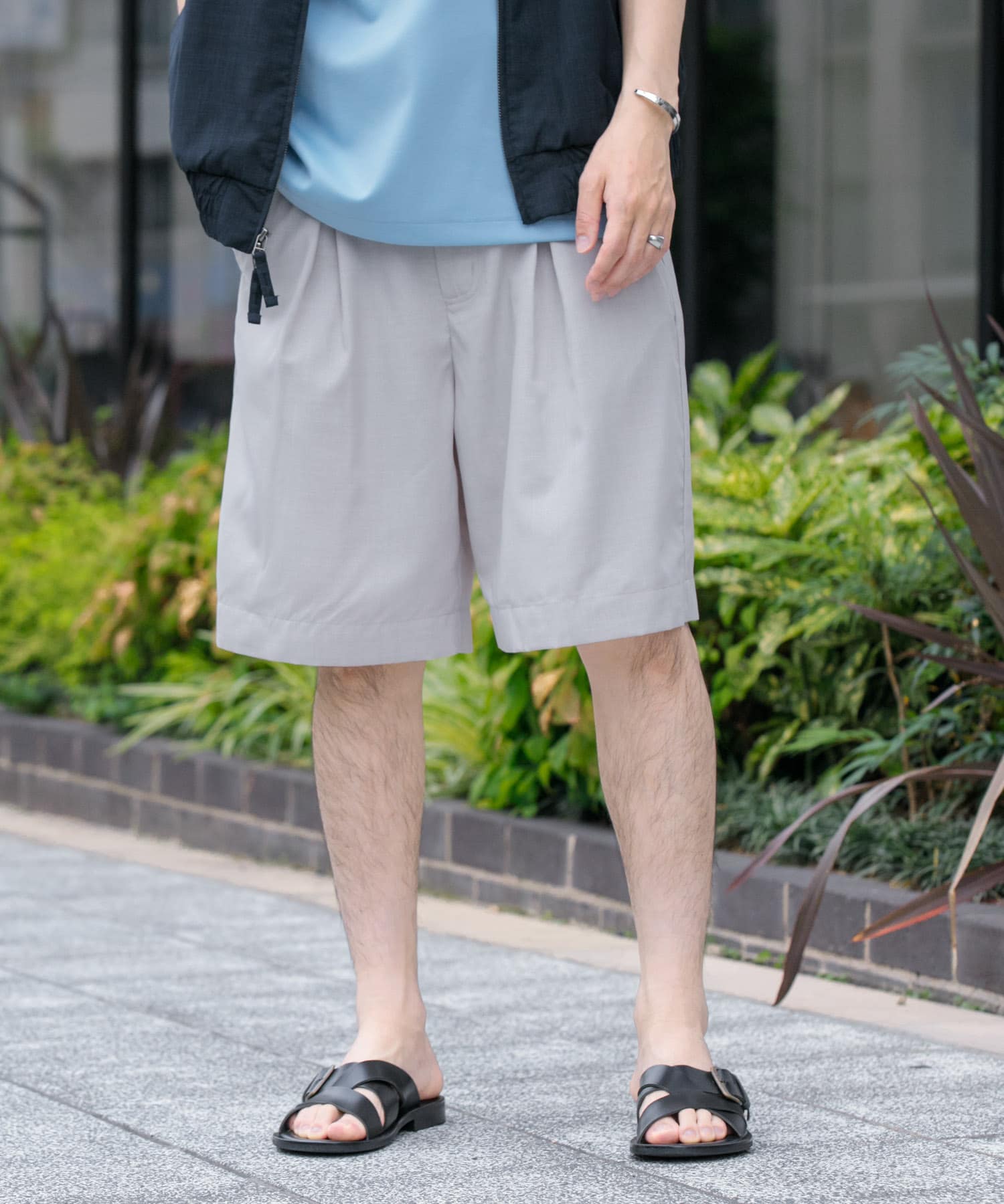 仿亞麻打褶短褲