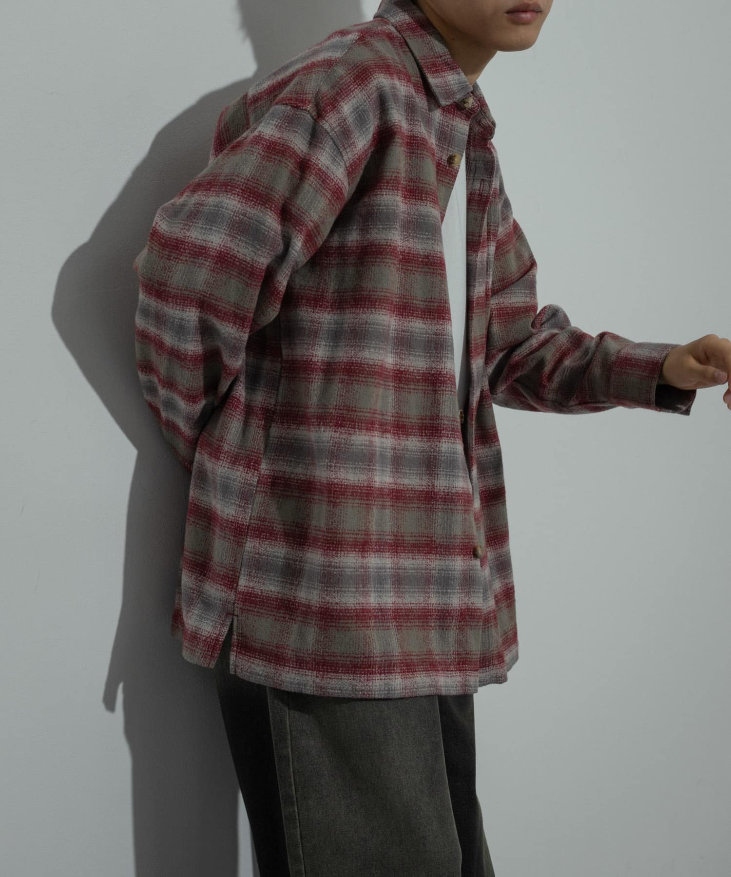 『UNISEX』法蘭絨漸層格紋襯衫