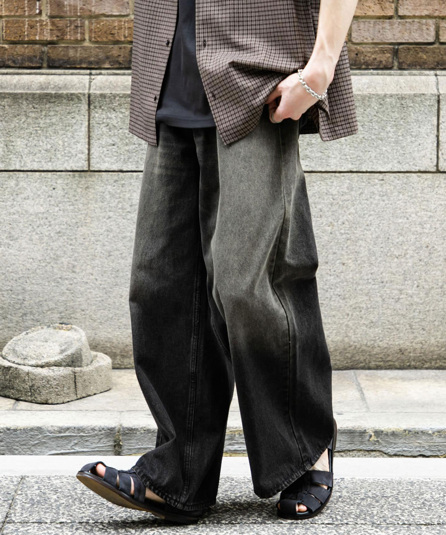 『UNISEX』復古刷色丹寧寬褲