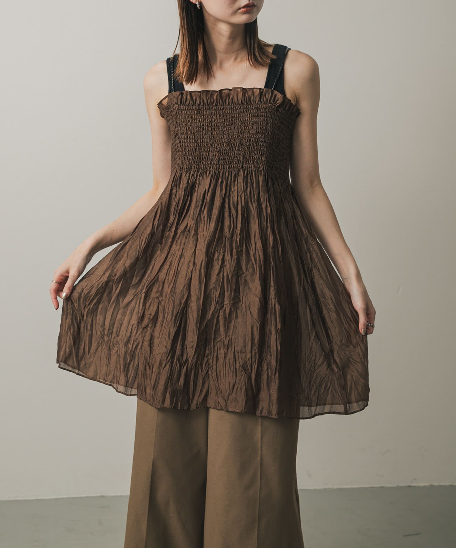 抽皺百褶短洋裝