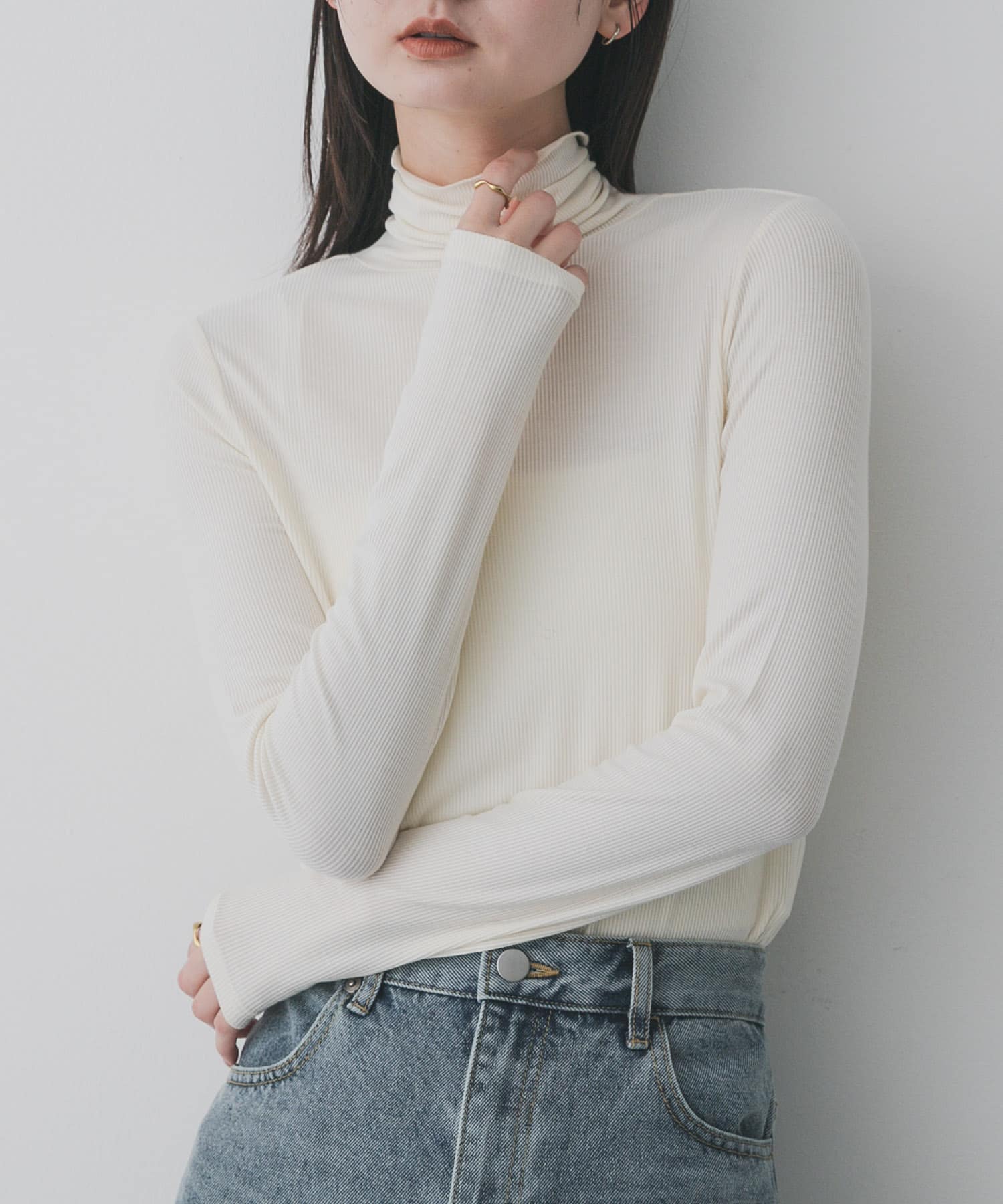『防起毛球』<br>捲邊高領上衣