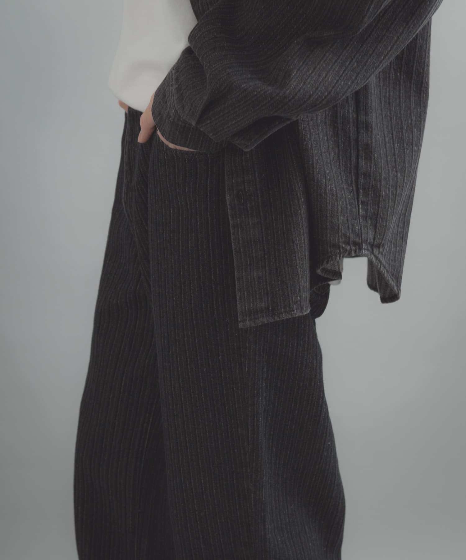 緹花直筒丹寧褲