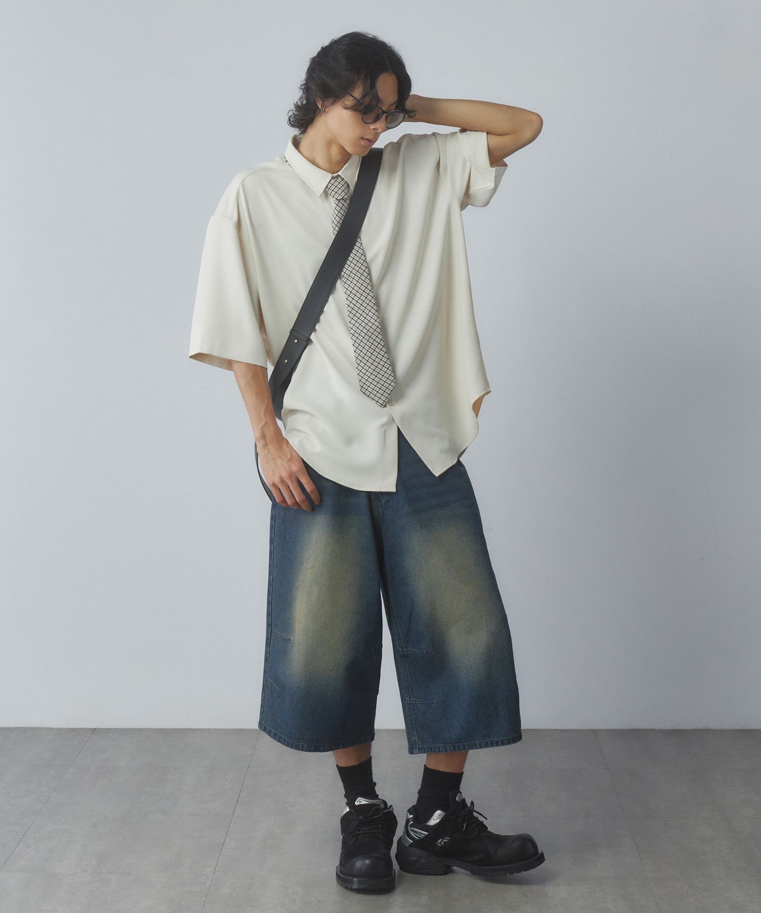 『UNISEX』<br>丹寧五分褲